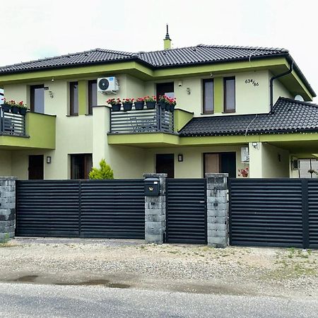 Apartmany Zeleny Dom Podhájska Exterior foto